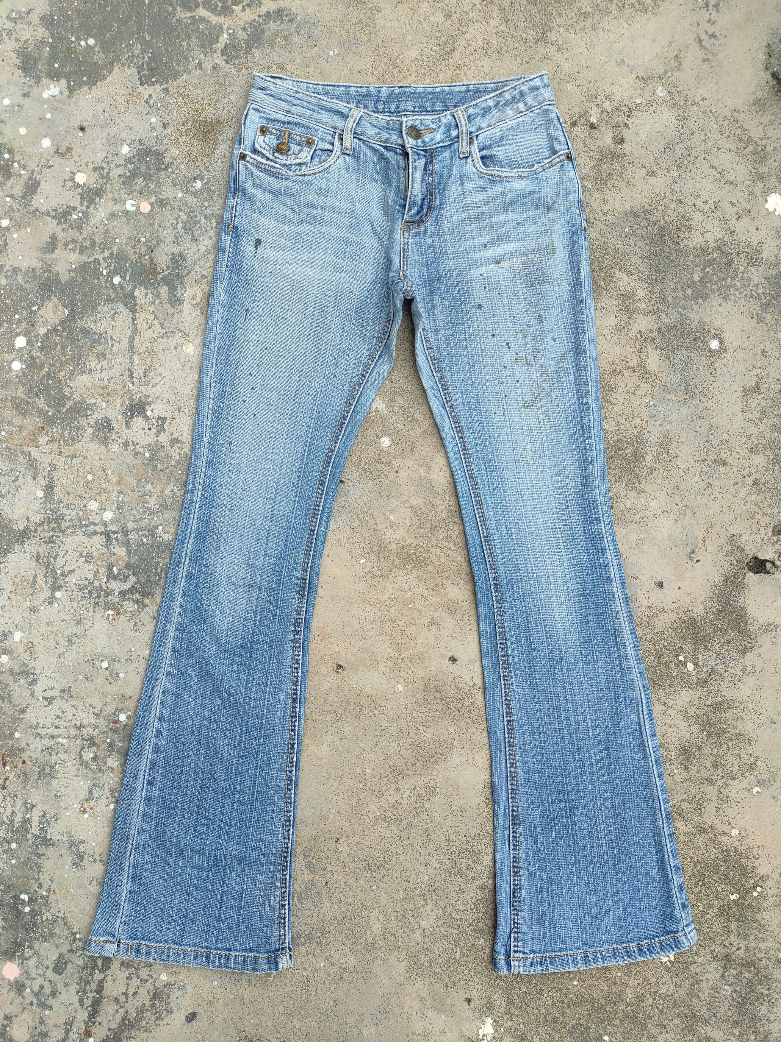 Japanese Brand VINTAGE JAPANESE FLARE FADED JEANS DENIM PANTS Size US 26 / EU 42 - 1 Thumbnail
