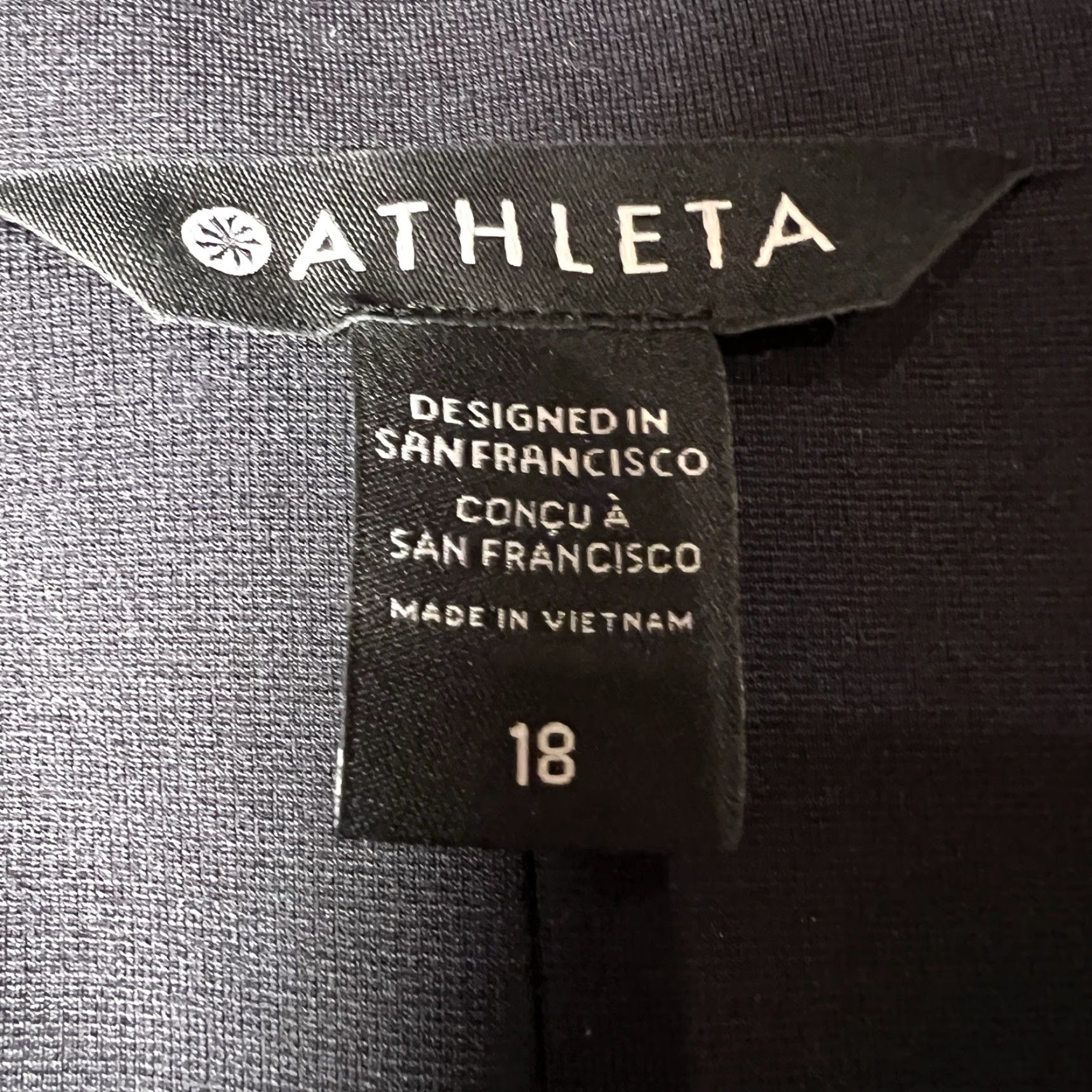 Athleta Athleta Blazer Women's Size 18 Black Stretch Pockets Jacket Career Size XXL / US 16-18 / IT 52-54 - 2 Thumbnail