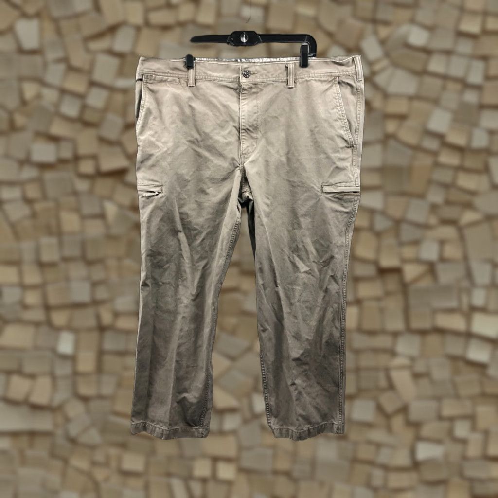 Dockers Dockers Crossover Cargo Pants Mens 42x30 Beige Cargo Pocket Flat Front Straight Leg Classic Fit City Logo Size US 42 / EU 58 - 1 Thumbnail
