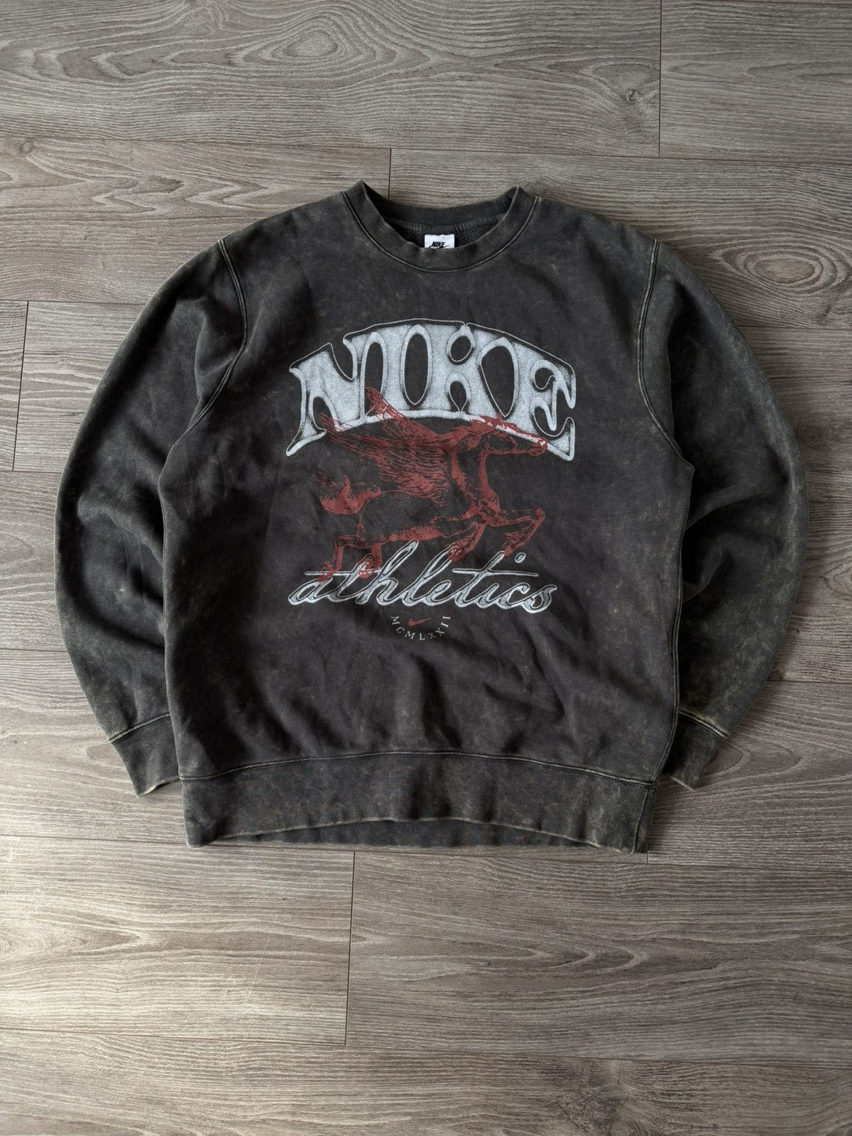 Nike Nike Sportswear Athletics Avant garde Opium Print Sweatshirt Size US M / EU 48-50 / 2 - 1 Thumbnail
