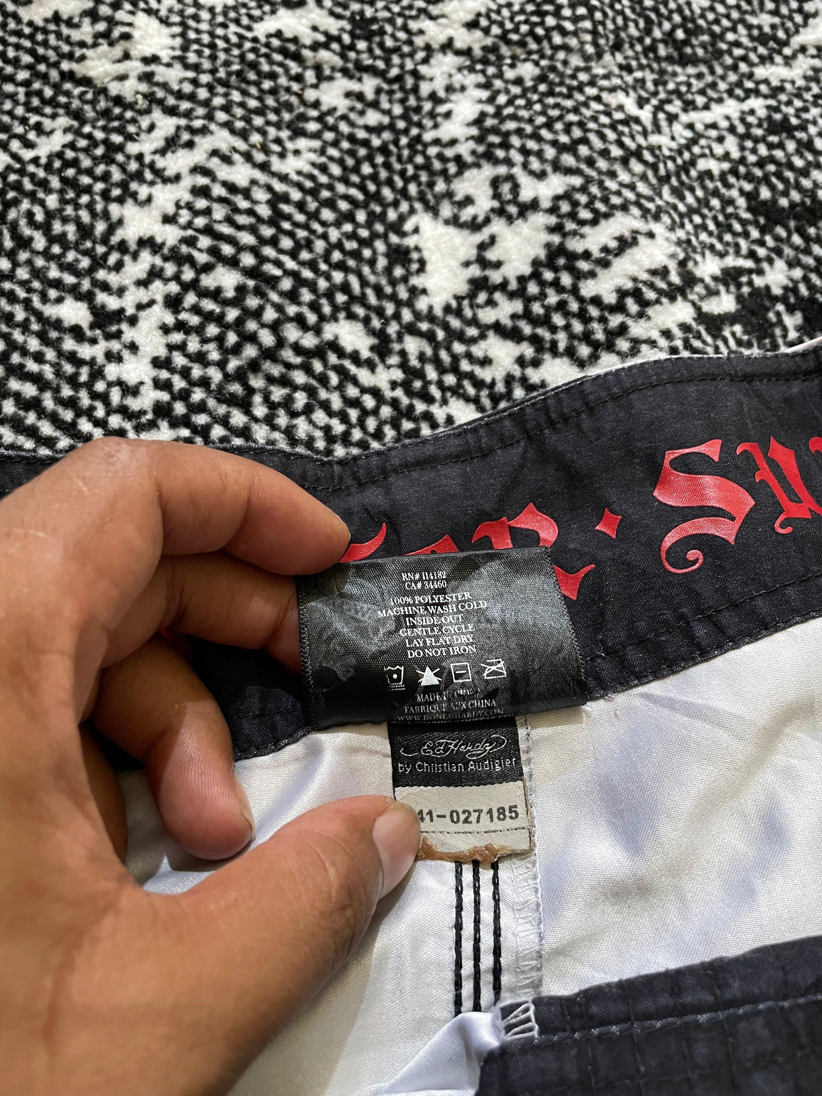 Ed Hardy Ed Hardy shorts black tattoo skull Size US 36 / EU 52 - 9 Thumbnail