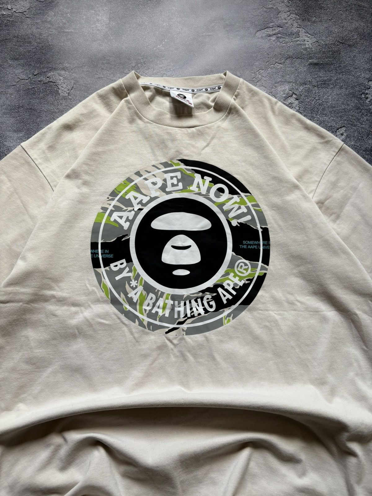 Aape Aape By A Bathing Ape Unvs Moonface Camo Logo Y2K T Shirt Size US L / EU 52-54 / 3 - 5 Thumbnail