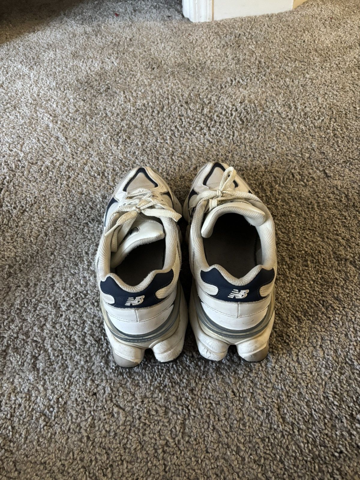 New Balance New Balance 9060 Size M10 Size US 10 / EU 43 - 3 Thumbnail