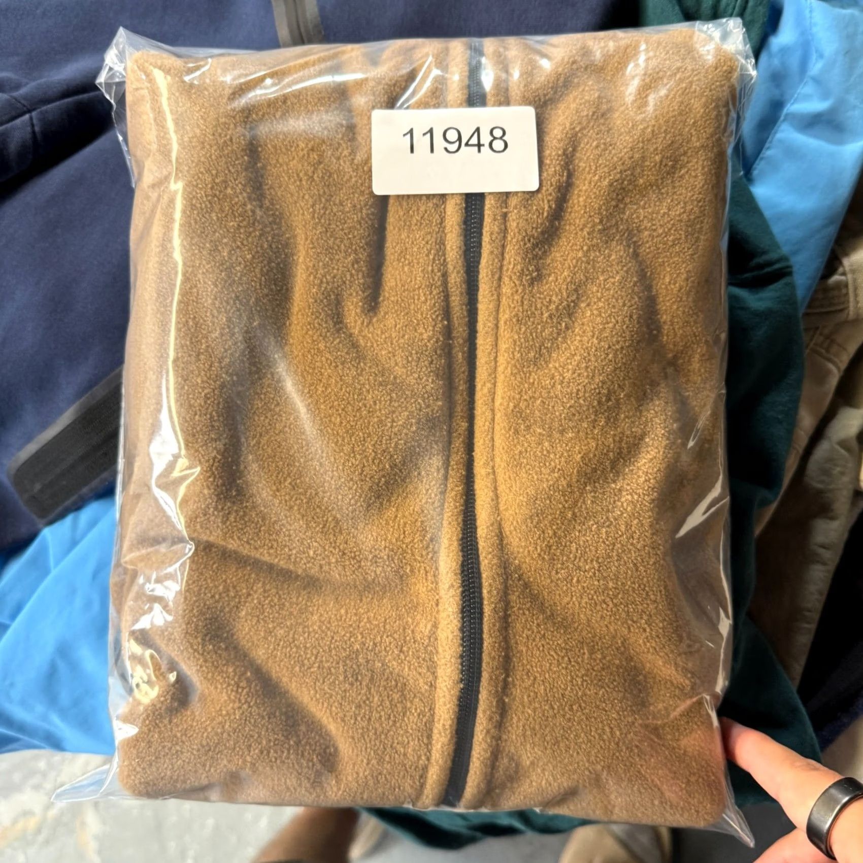 Vintage VINTAGE Woolrich Vest Mens Large Carmel Brown Fleece Full Zip Lightweight Outdoors Gorp Size US L / EU 52-54 / 3 - 8 Thumbnail