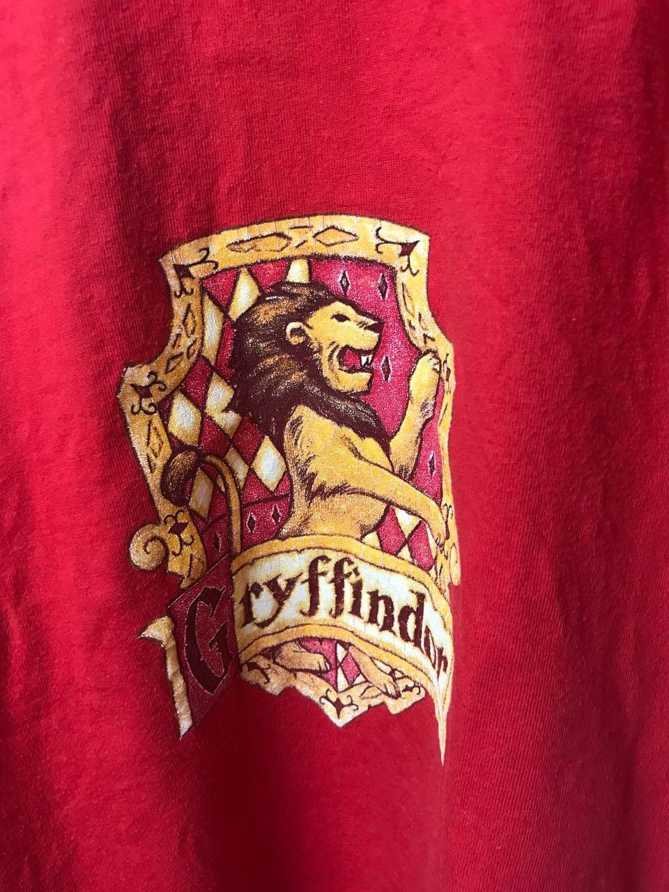 Warner Bros 🔥 2001 Harry Potter Gryffindor Hogwarts School RARE T Shirt Size US XS / EU 42 / 0 - 7 Thumbnail