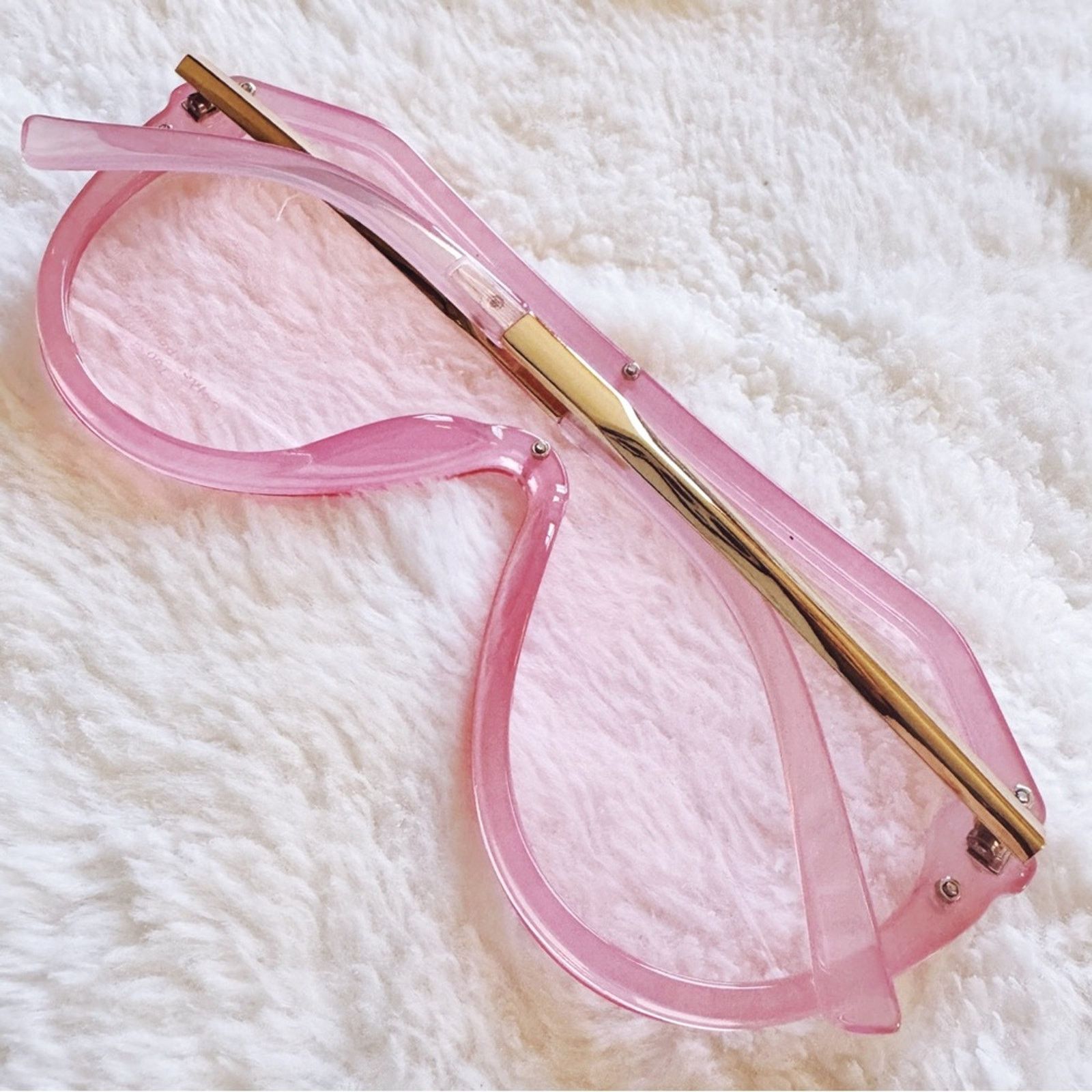 Other Clarissa Pink Oversized Sunglasses Size ONE SIZE - 13 Thumbnail