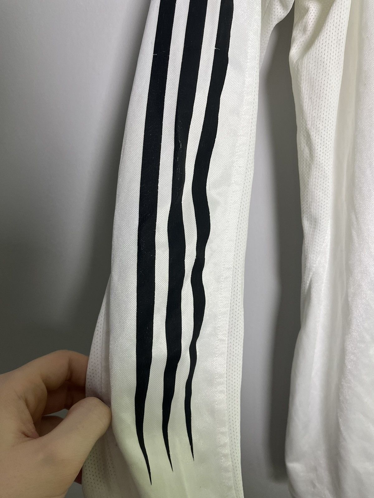 Adidas RARE REAL MADRID ADIDAS VINTAGE LONGSLEEVE SOCCER JERSEY Size US L / EU 52-54 / 3 - 6 Thumbnail