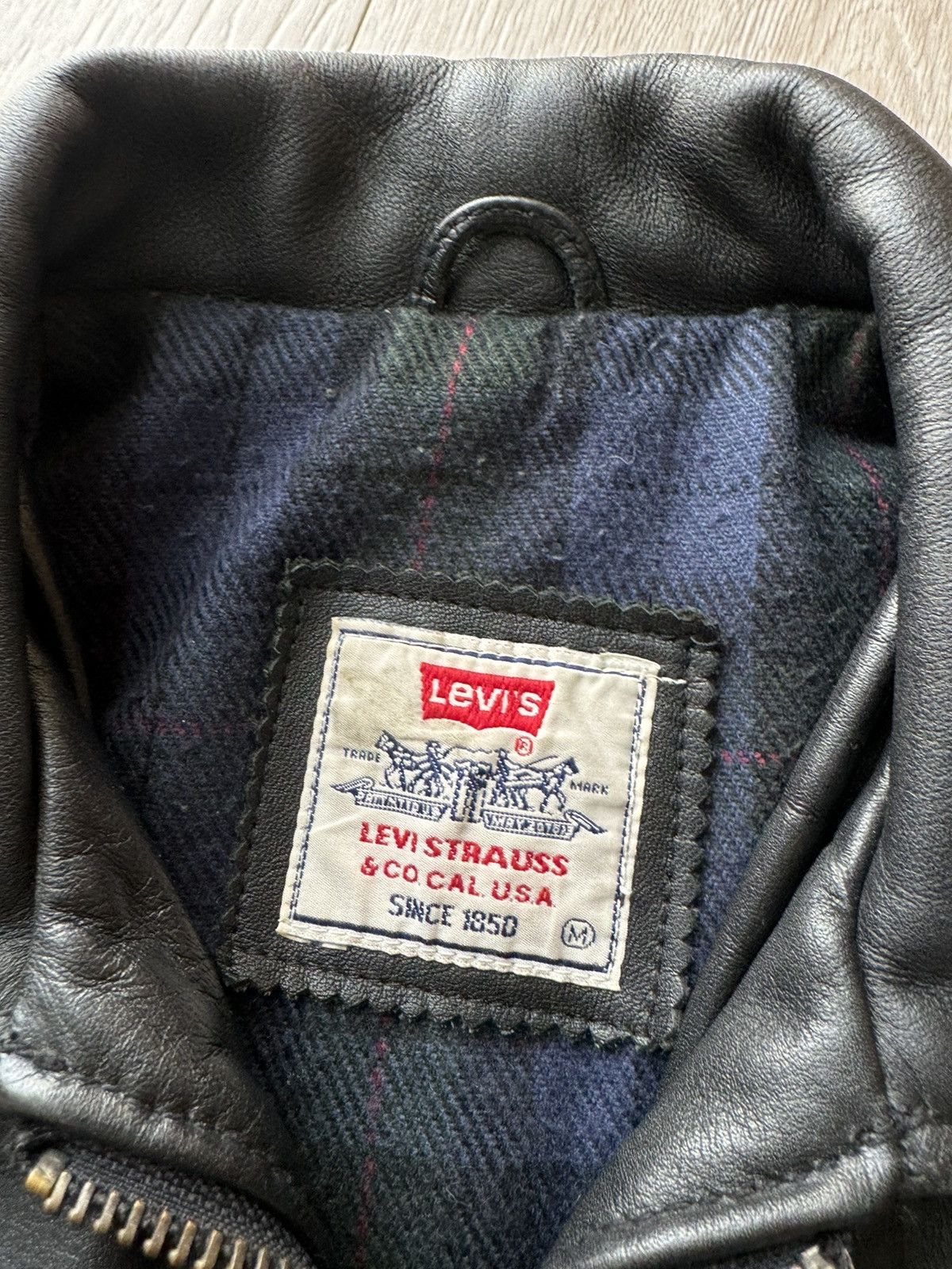 Levi's VINTAGE 90s LEVIS HEAVY LEATHER JACKET Size US M / EU 48-50 / 2 - 7 Thumbnail