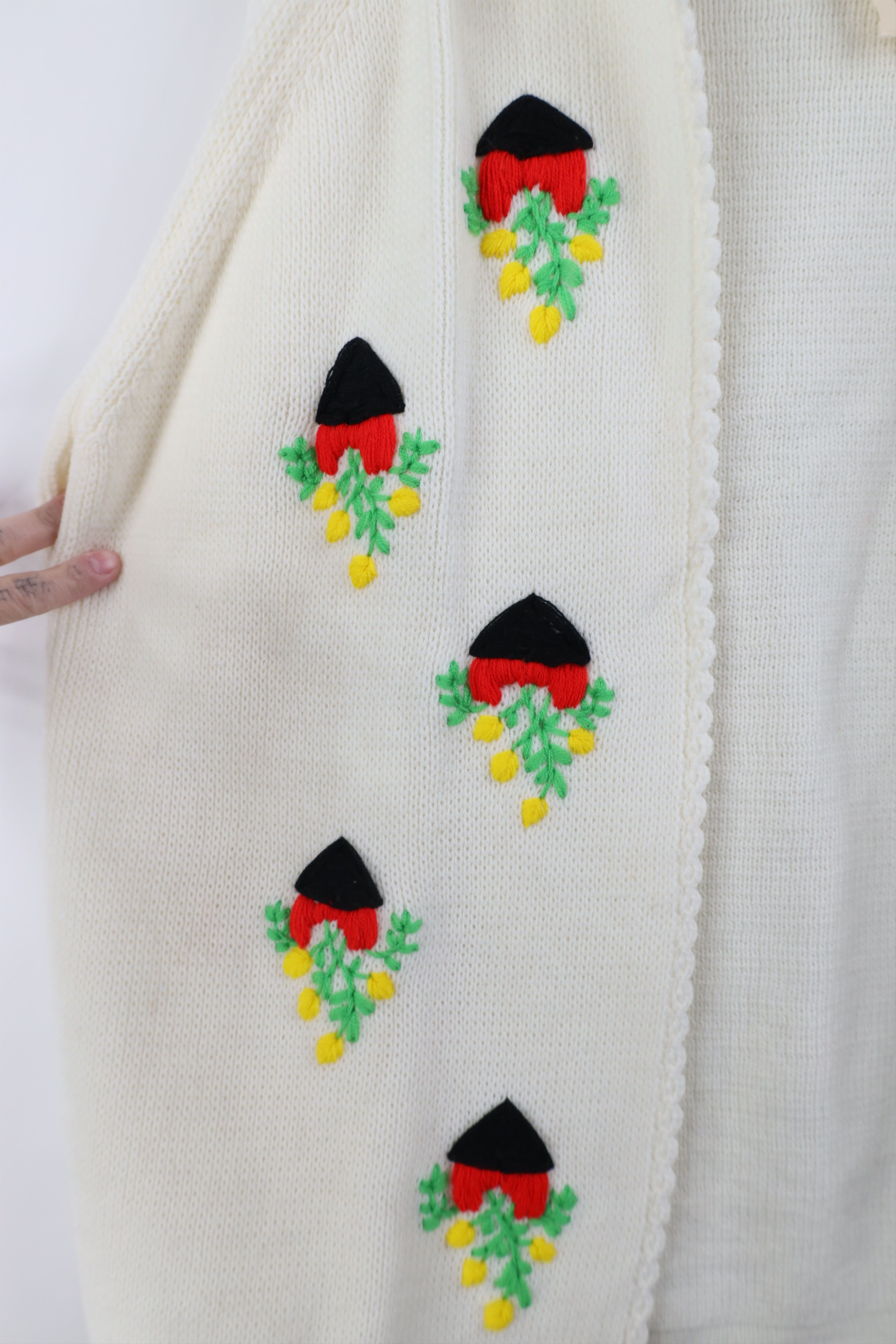 Deadstock Vintage 60s 70s Flower Knit Cardigan Sweater