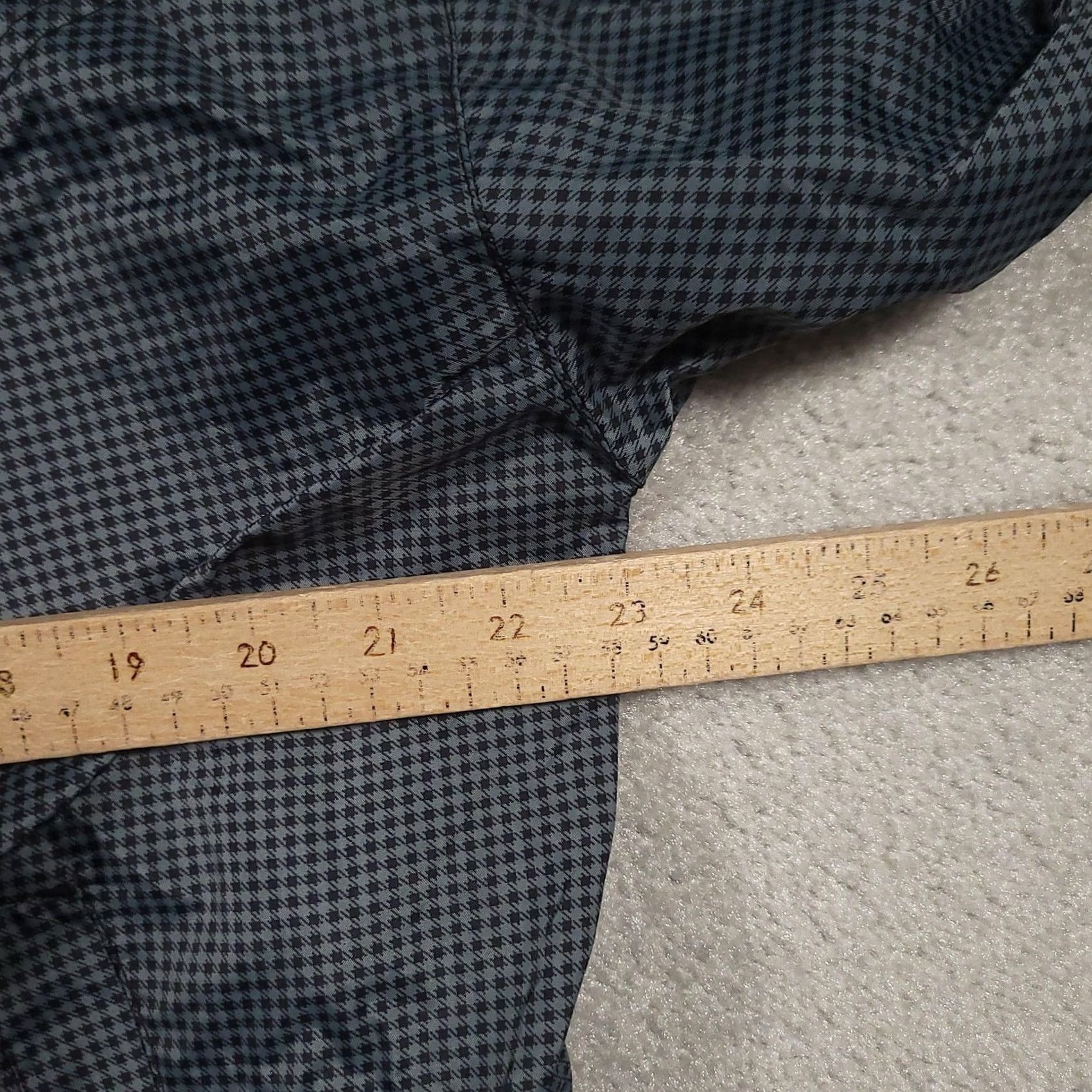 Jerzees Jerzees Jacket Mens Medium Windbreaker Quarter Zip Checkered Blue Black Nylon Lining Polyester Pockets 1/4 Zip Elastic Cuffs Size US M / EU 48-50 / 2 - 6 Thumbnail