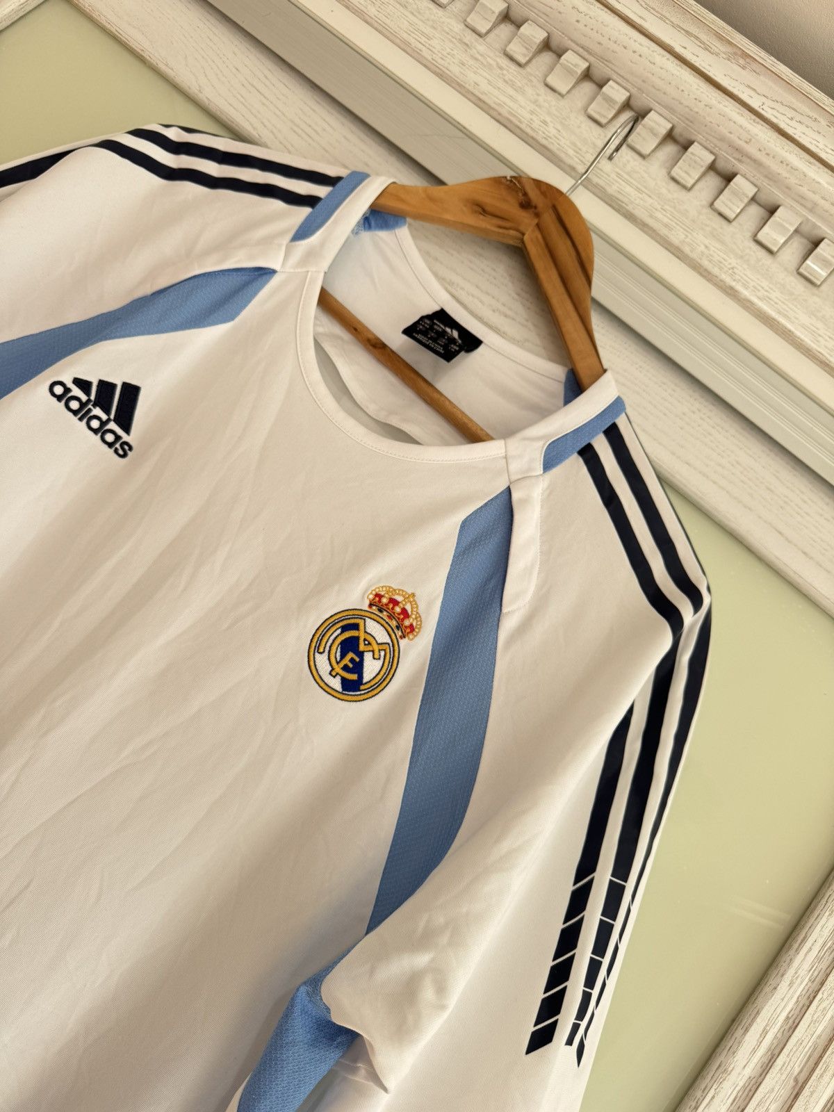 Adidas Vintage Real Madrid 2005-2006 Soccer Jersey Football Kit Size US L / EU 52-54 / 3 - 6 Thumbnail