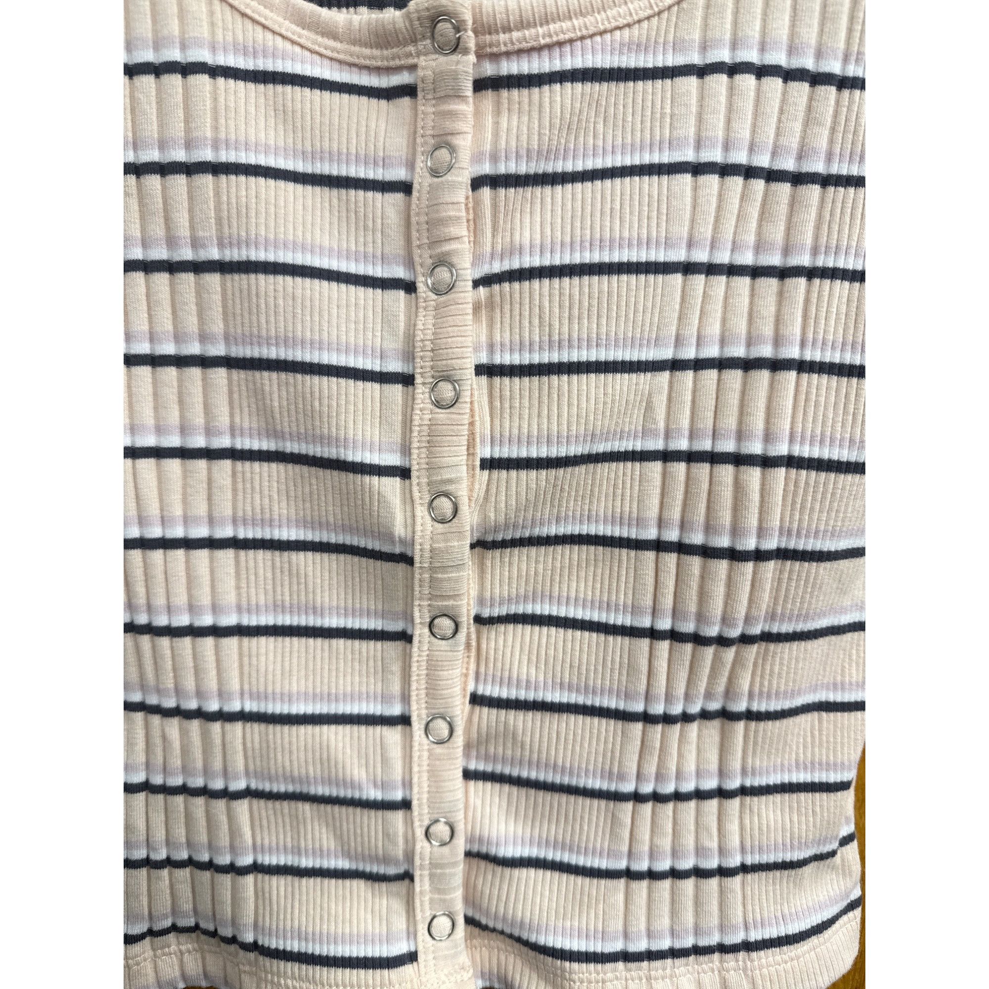 Other Striped Ribbed Button-Front Short Sleeve Crop Top XS By So B Size XS / US 0-2 / IT 36-38 - 5 Thumbnail