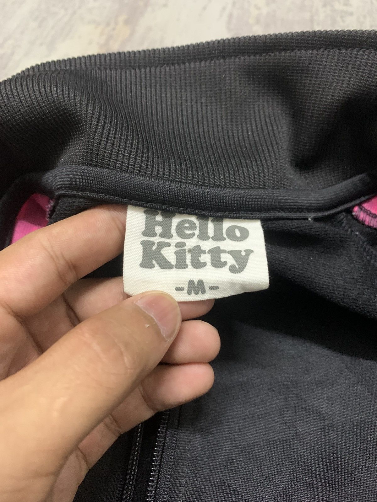 Japanese Brand Vintage Hello Kitty Big Logo Y2K Zipper Sweater Size US M / EU 48-50 / 2 - 8 Thumbnail