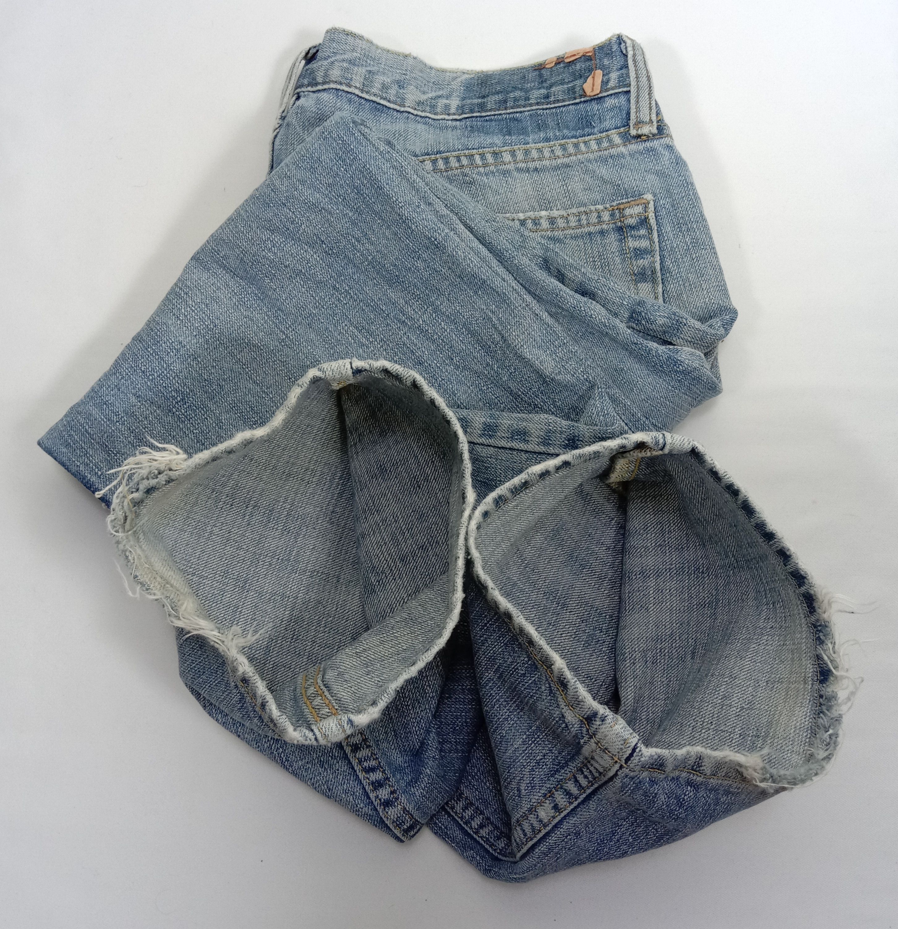 Levi's Vintage Levi's 514 Jeans Light Wash Slim Straight Denim Size US 34 / EU 50 - 16 Thumbnail