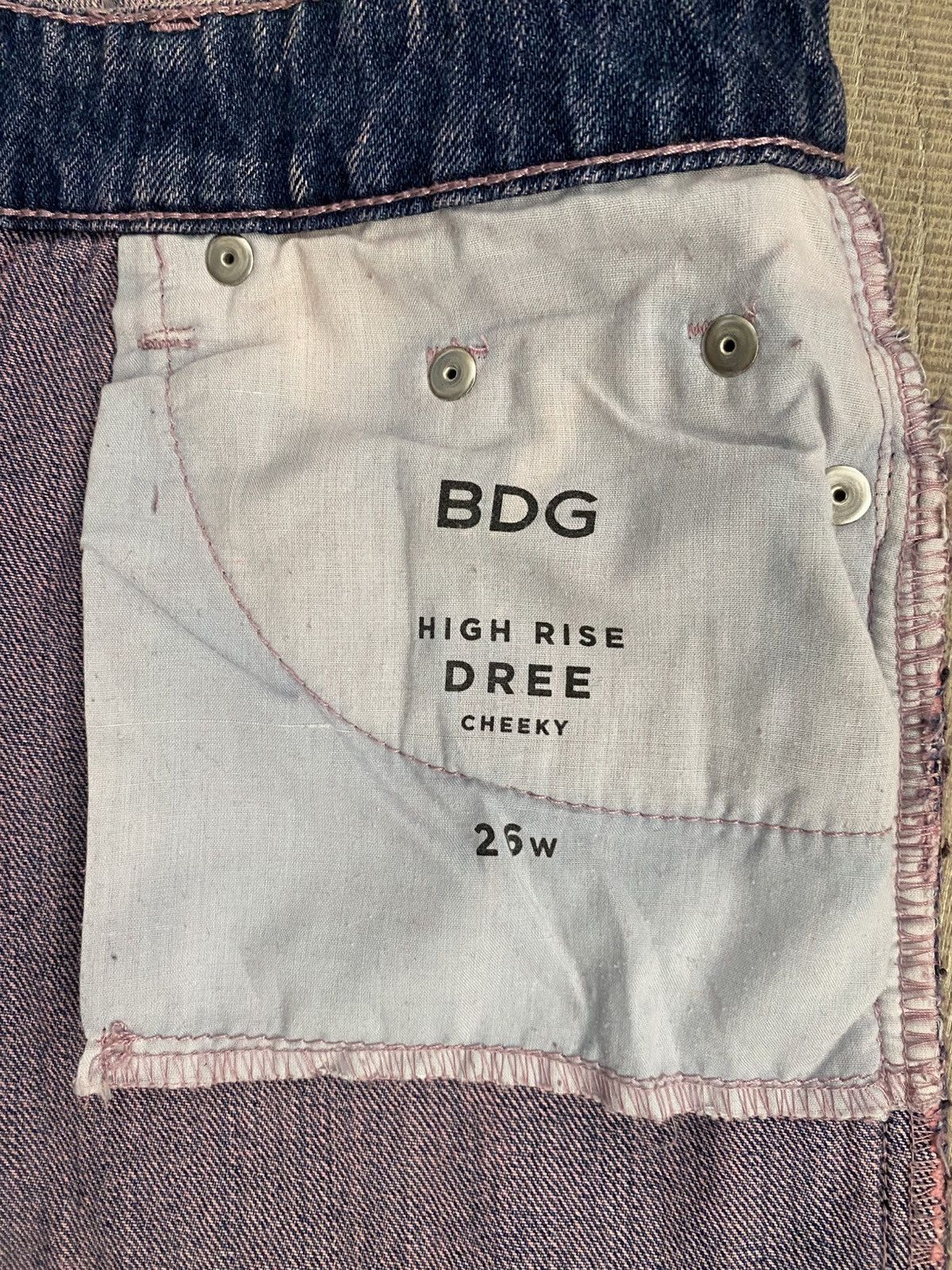 Urban Outfitters Urban Outfitters BDG High Rise DREE Jean Shorts Size 25" / US 0 / IT 36 - 9 Thumbnail