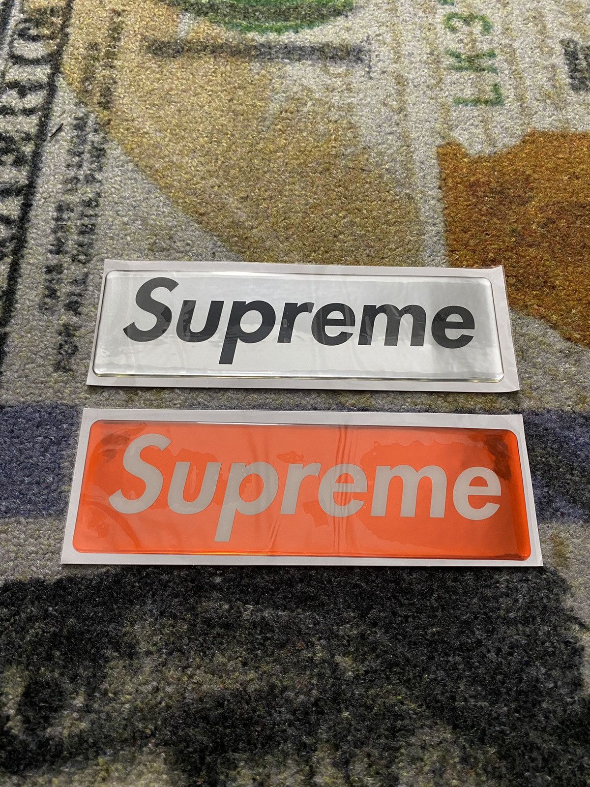 Supreme Supreme Plastic Box Logo Sticker Red and Silver Size ONE SIZE - 2 Thumbnail