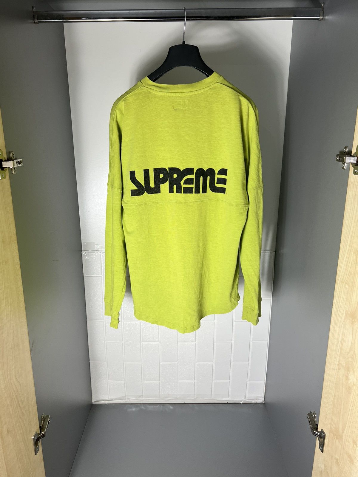 Supreme VERY RARE SUPREME LONG SLEEVE DESIGNER BIG LOGO JAPAN STYLE Size US M / EU 48-50 / 2 - 1 Thumbnail