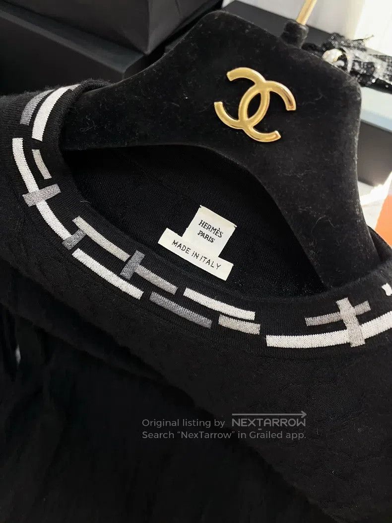 Hermes Hermes Black Lock Chain Dark Pattern Texture Long Sleeve S Size XS / US 0-2 / IT 36-38 - 2 Thumbnail