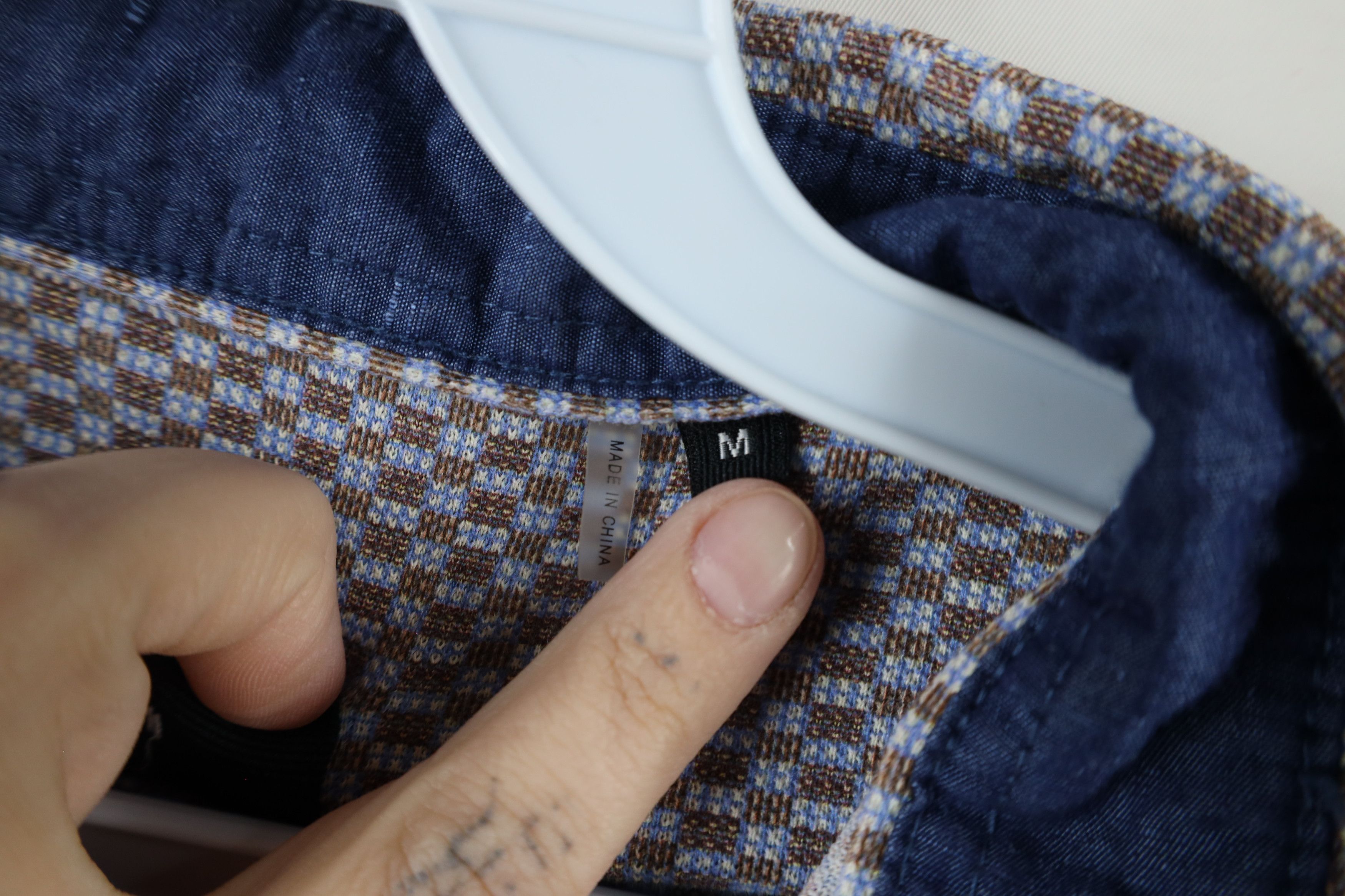 Vintage Bugatchi Uomo Knit Collared Long Sleeve Button Shirt Size US M / EU 48-50 / 2 - 5 Thumbnail