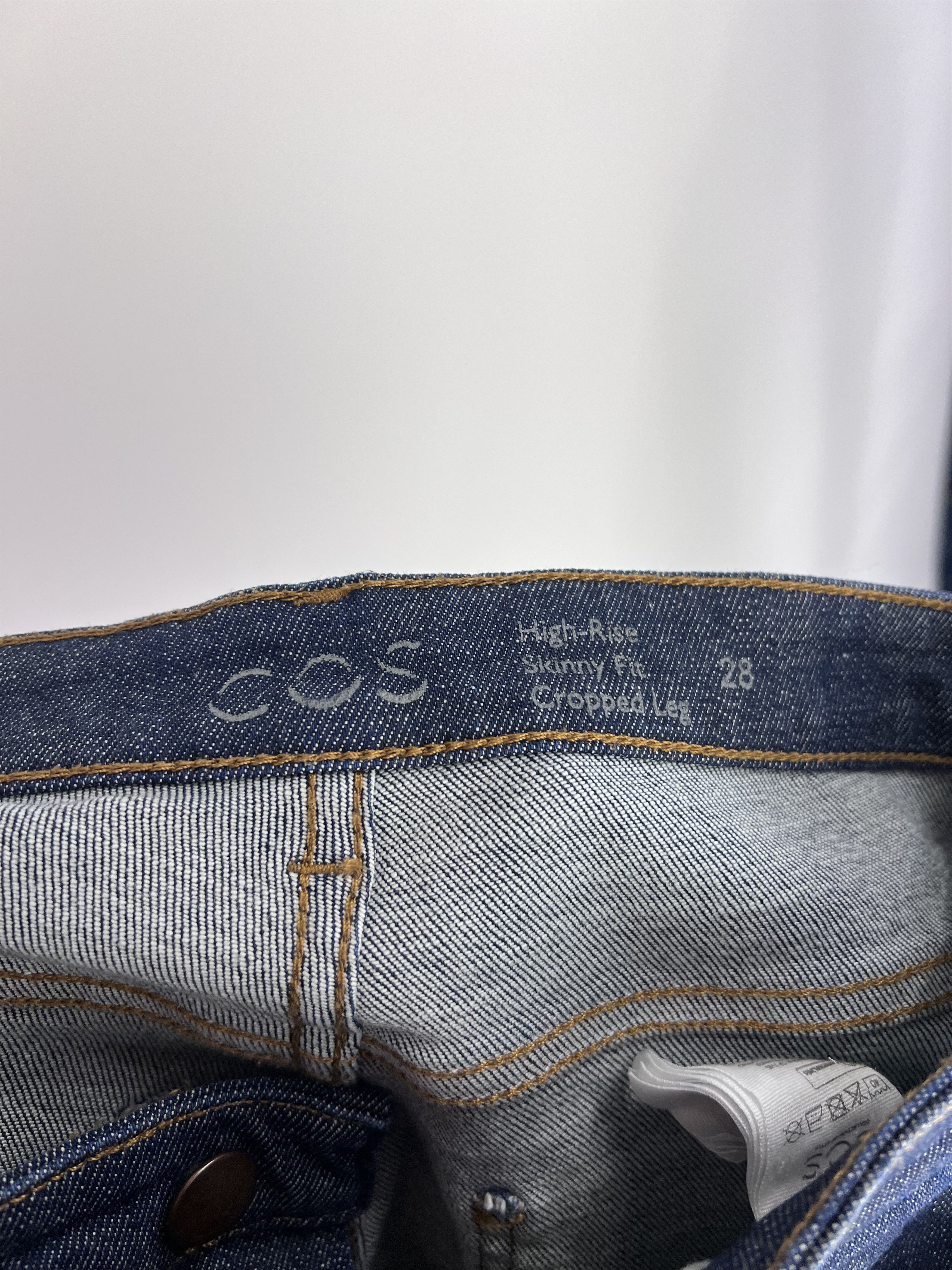 Cos COS Jeans Skinny Fit High Rise Cropped Leg Size 28 Size 28" / US 6 / IT 42 - 4 Thumbnail