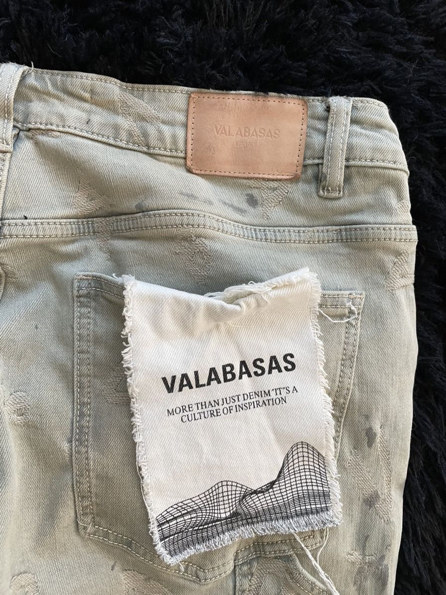 Valabasas Distressed bootcut denim Size US 38 / EU 54 - 10 Thumbnail