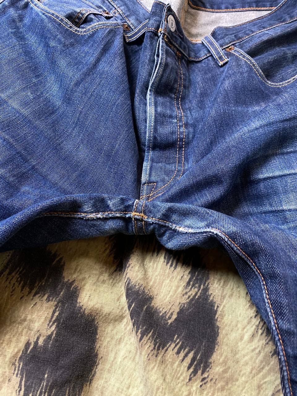 Levi's × Vintage Vintage Levi’s Faded 501 Mid Wash Jeans Size US 38 / EU 54 - 7 Thumbnail