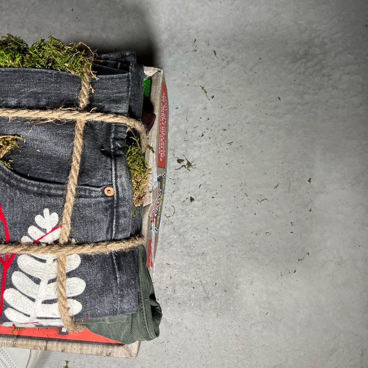 Levi's ENOLA MADNESSS x LEVIS Size US 30 / EU 46 - 4 Thumbnail