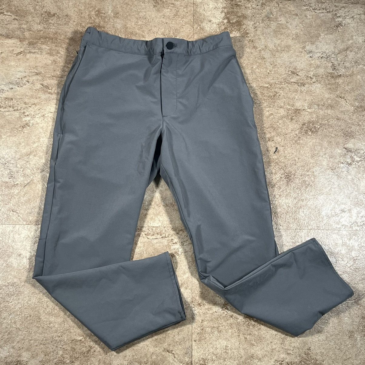 Banana Republic × Gap × Nike banana republic Slim Tapered nylon Golf Hiking Pants Chino Size US 31 - 3 Thumbnail
