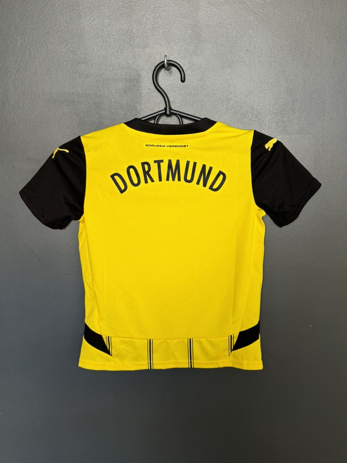 Puma KIDS New Borussia Dortmund 24/25 Home Football Jersey Size US XS / EU 42 / 0 - 2 Thumbnail