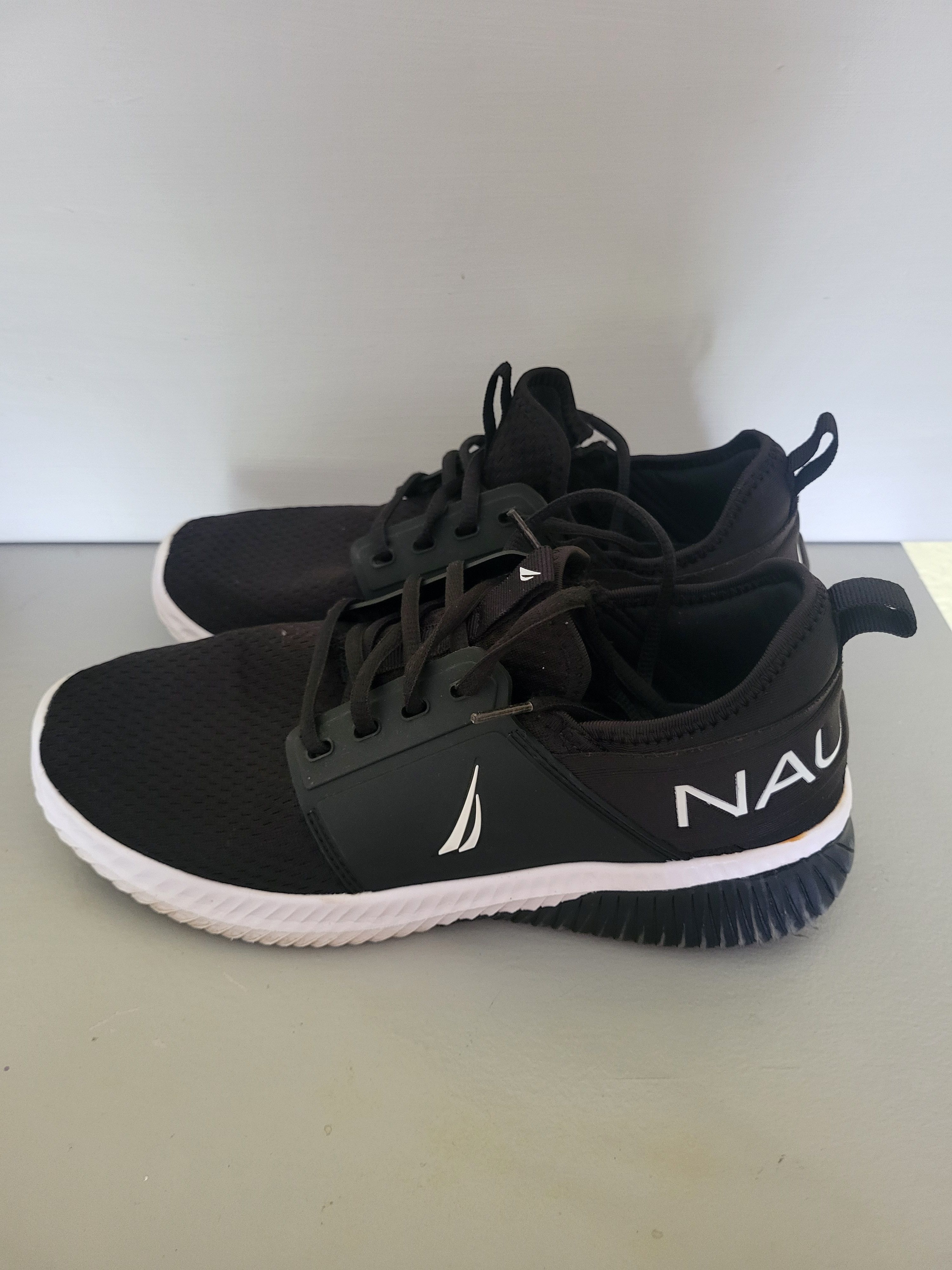 Nautica Ladies Nautica sneakers Size US 8.5 / IT 38.5 - 2 Thumbnail