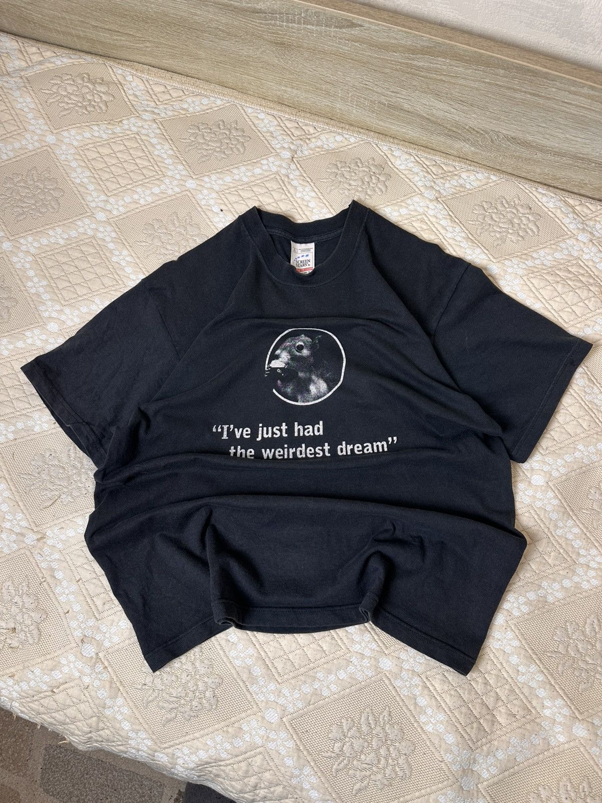 Drink Beer Save Water 🔥 Guinness Surreal Squirrel Dream Quote Vintage T Shirt Y2K Size US L / EU 52-54 / 3 - 2 Thumbnail