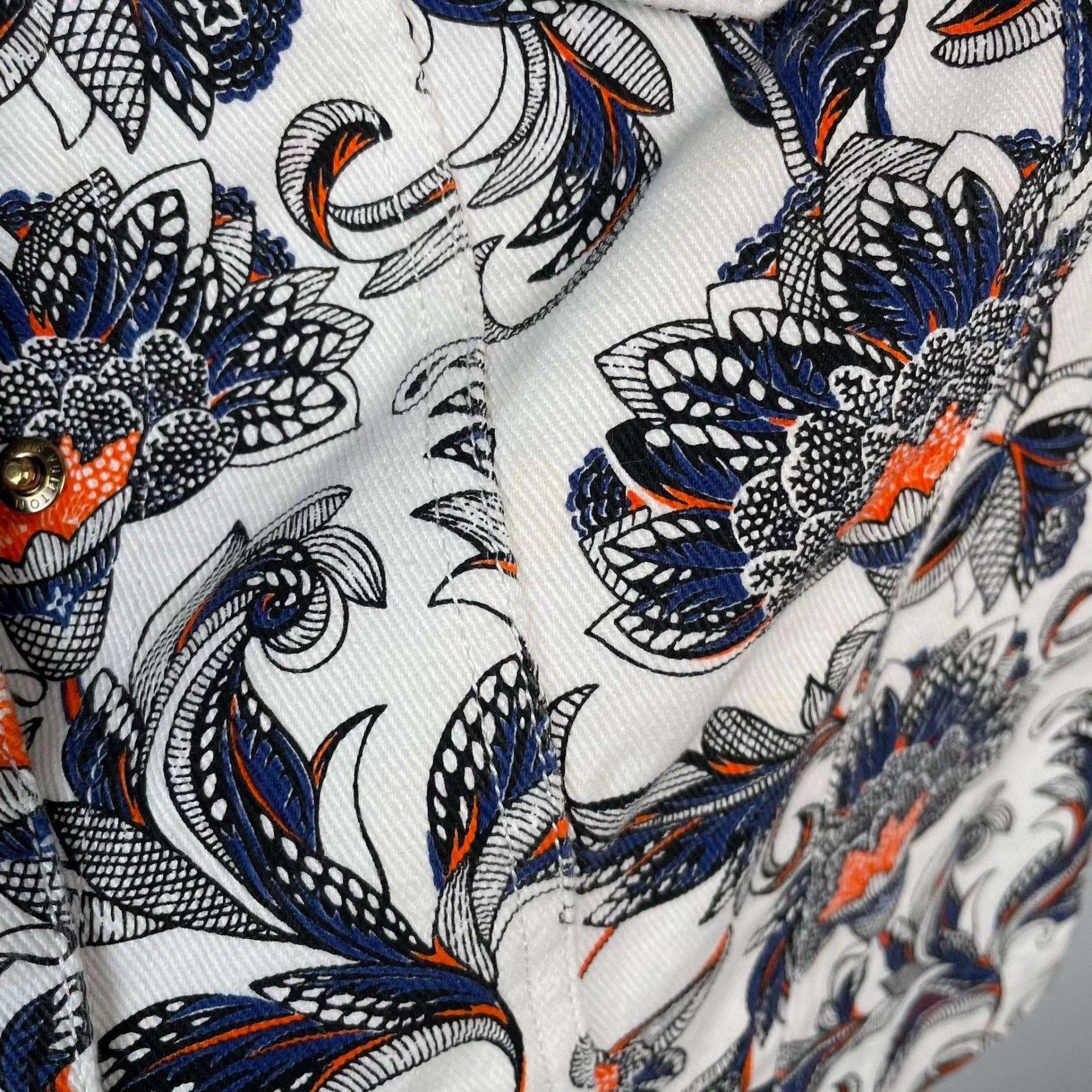Louis Vuitton Louis Vuitton Print skirts 38 Size 27" / US 4 / IT 40 - 8 Thumbnail