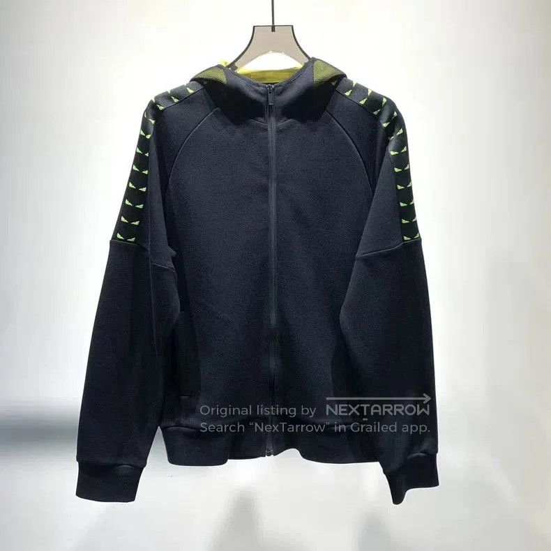 Fendi FENDI 23 Solid Hooded Zip Jacket. Size US XXL / EU 58 / 5 - 1 Thumbnail