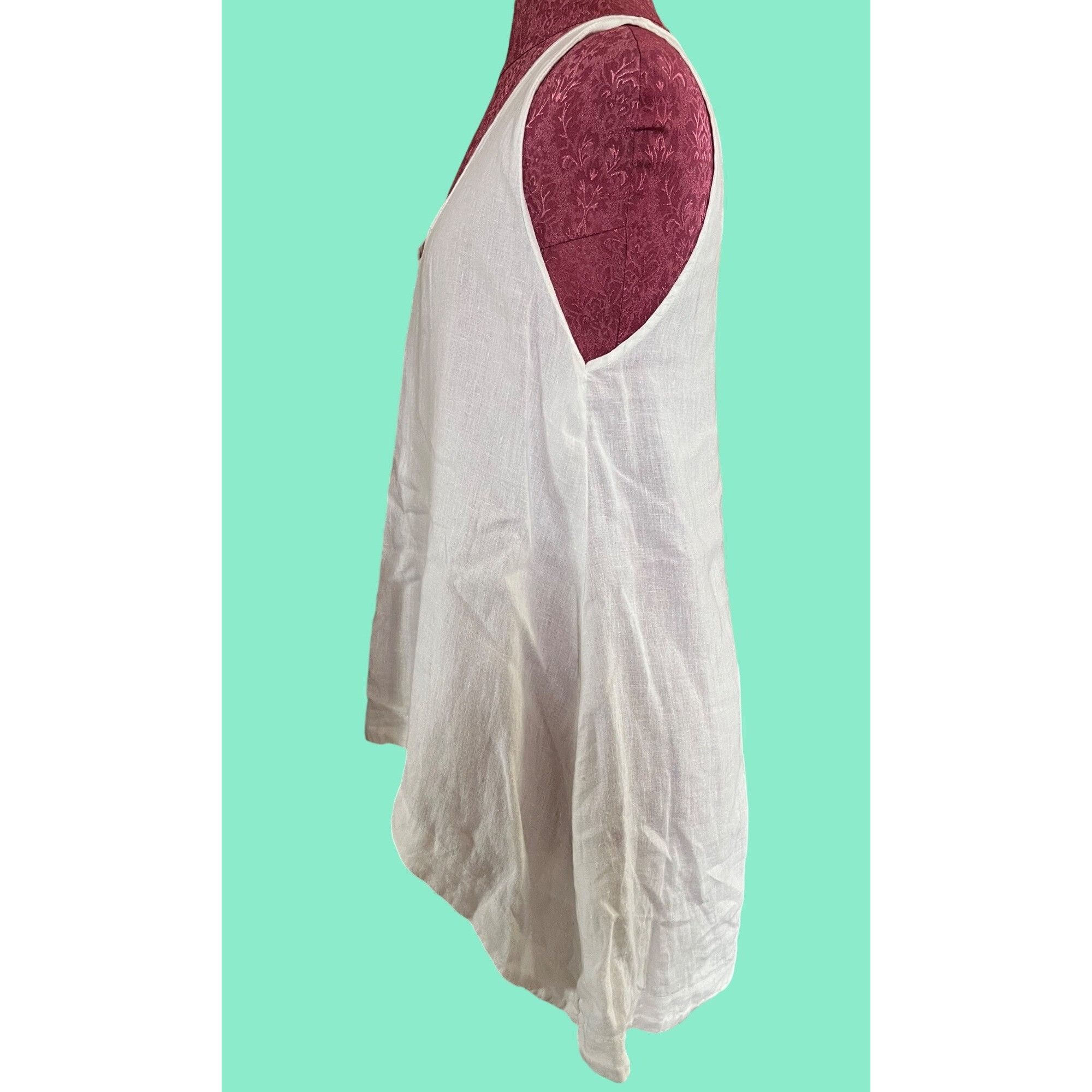 Saks Fifth Avenue Saks Fifth Avenue White Linen High-Low Tank Top Womens XL Size XL / US 12-14 / IT 48-50 - 1 Thumbnail