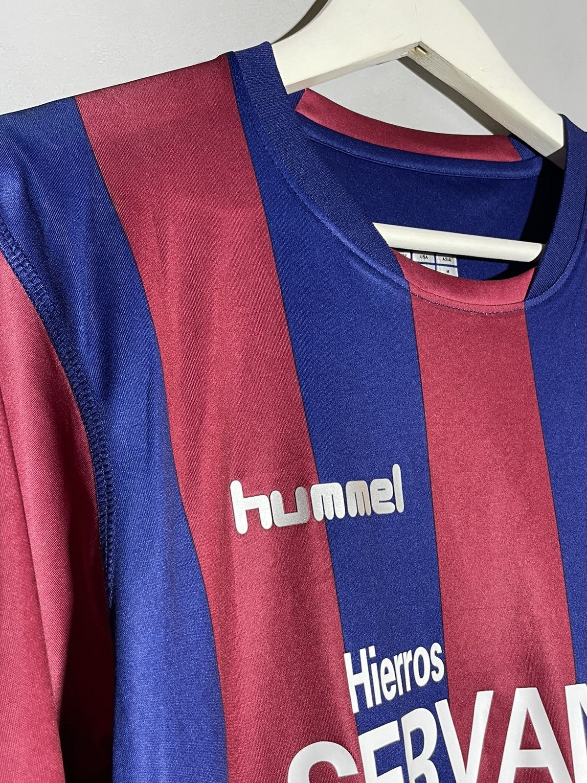 Hummel Eibar Hummel 2014/15 Home Y2k Football Shirt Soccer Jersey Size US S / EU 44-46 / 1 - 3 Thumbnail