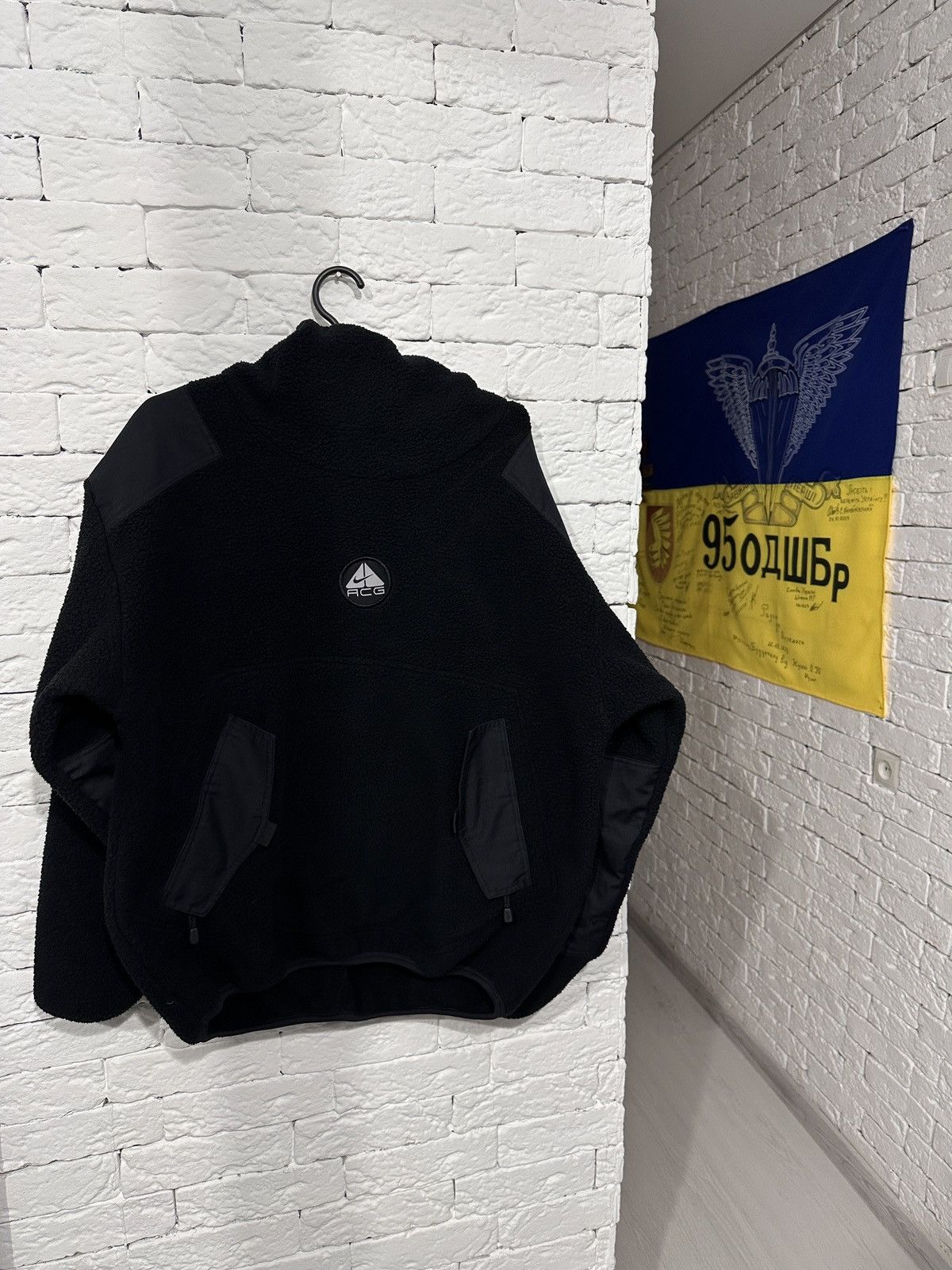 Nike ACG Black Nike ACG Ninja Sherpa Fleece Balaclava Hoodie Size M Size US M / EU 48-50 / 2 - 3 Thumbnail