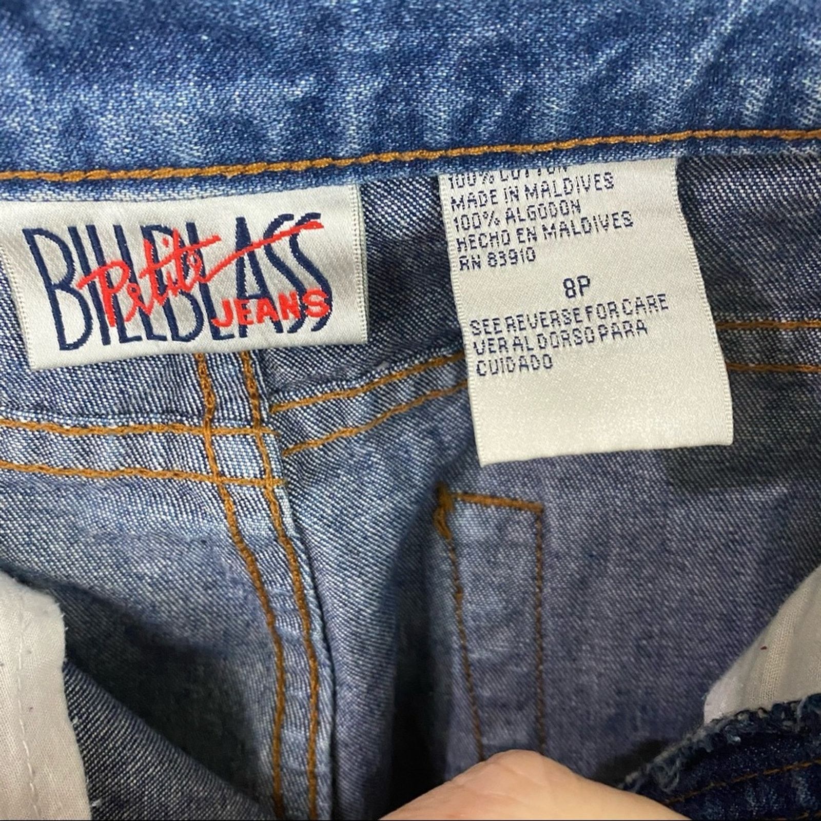 Bill Blass Vintage Bill Blass Flower Embroidered High Rise Blue Jeans Size 30" / US 8 / IT 44 - 4 Thumbnail