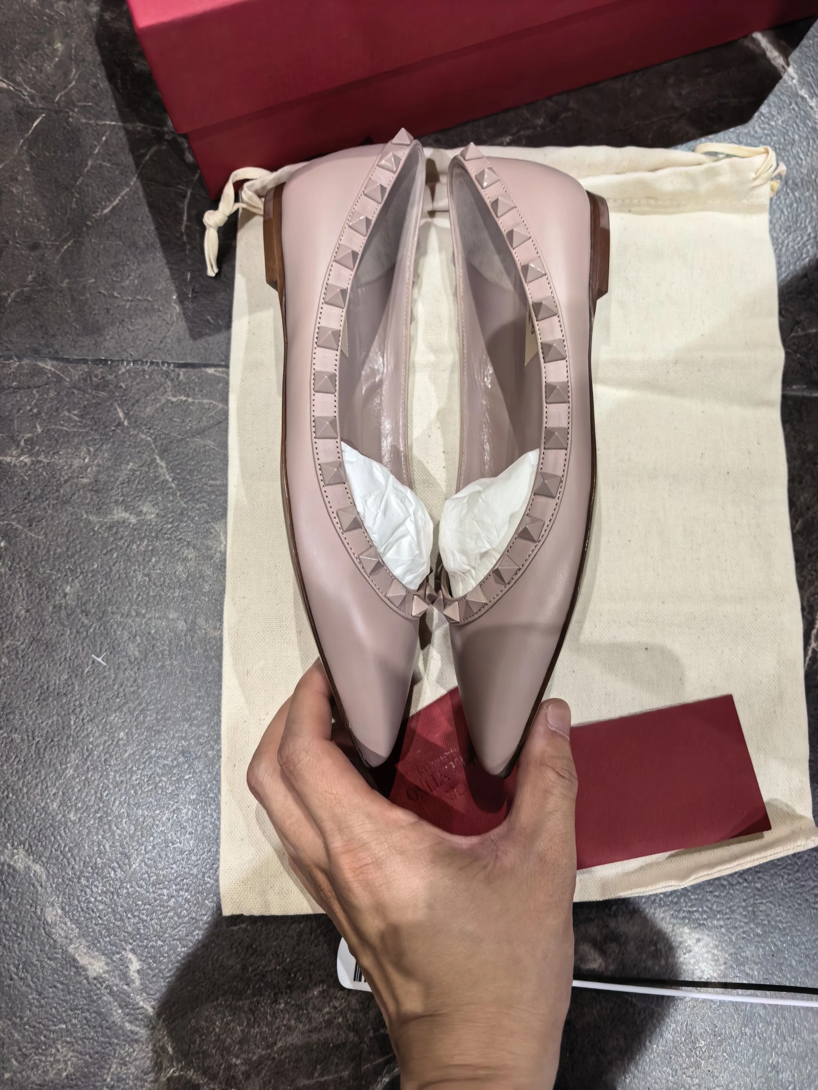 Valentino Valentino Nude Pink Studded Flat Shoes 34.5 Size US 4 / IT 34 - 2 Thumbnail