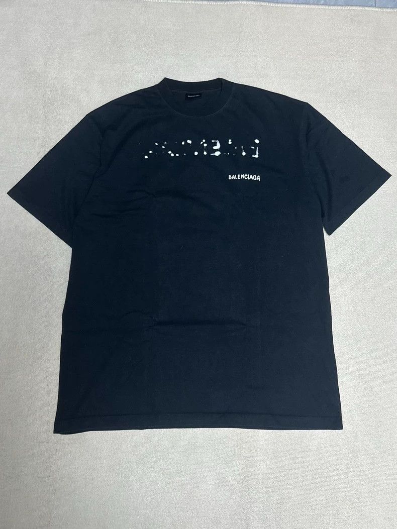 Balenciaga Balenciaga 23ss graffiti spray paint logo make old short sl Size US L / EU 52-54 / 3 - 2 Thumbnail
