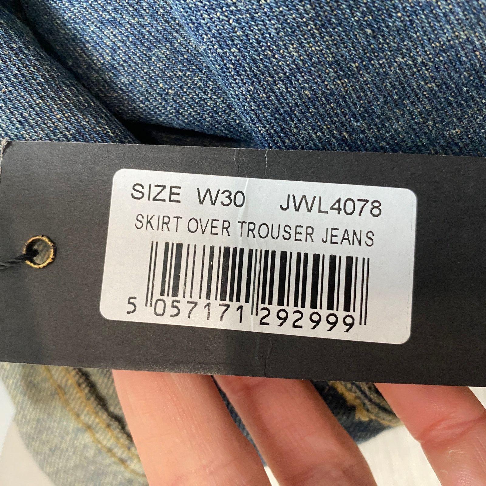 Jaded London NWT Jaded London Skirt Over Trouser Ombre Faded Jeans 30x31 Size US 30 / EU 46 - 13 Thumbnail