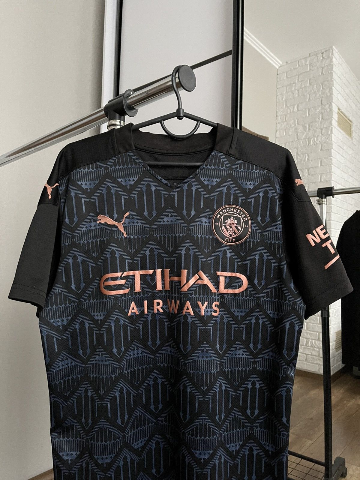 Puma 2020/2021 Puma Manchester City Soccer Shirt Kit Jersey Tee Size US M / EU 48-50 / 2 - 5 Thumbnail