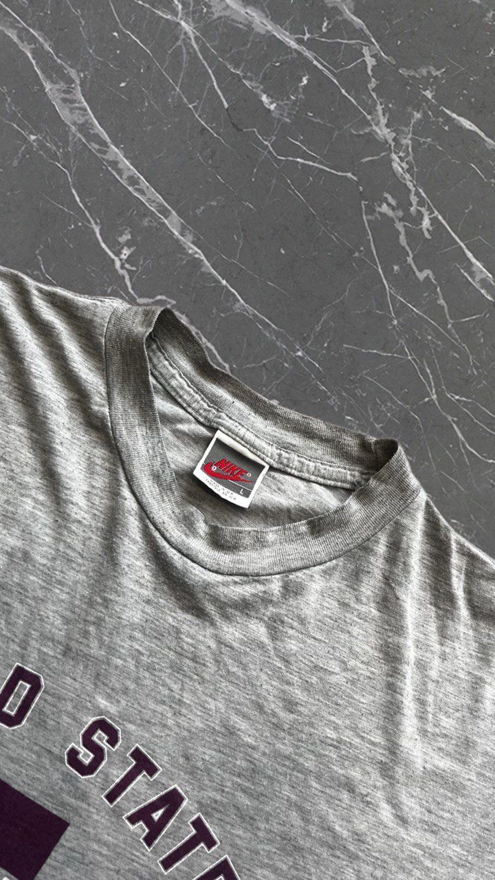 Nike VERY RARE vintage nike tee usa 90s L Size US L / EU 52-54 / 3 - 3 Thumbnail