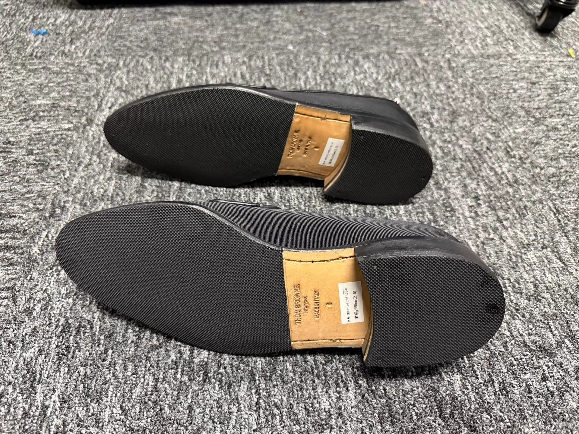 Thom Browne Thom Browne Men's Black Leather Loafer Slip-On US8 Size US 8 / EU 41 - 4 Thumbnail