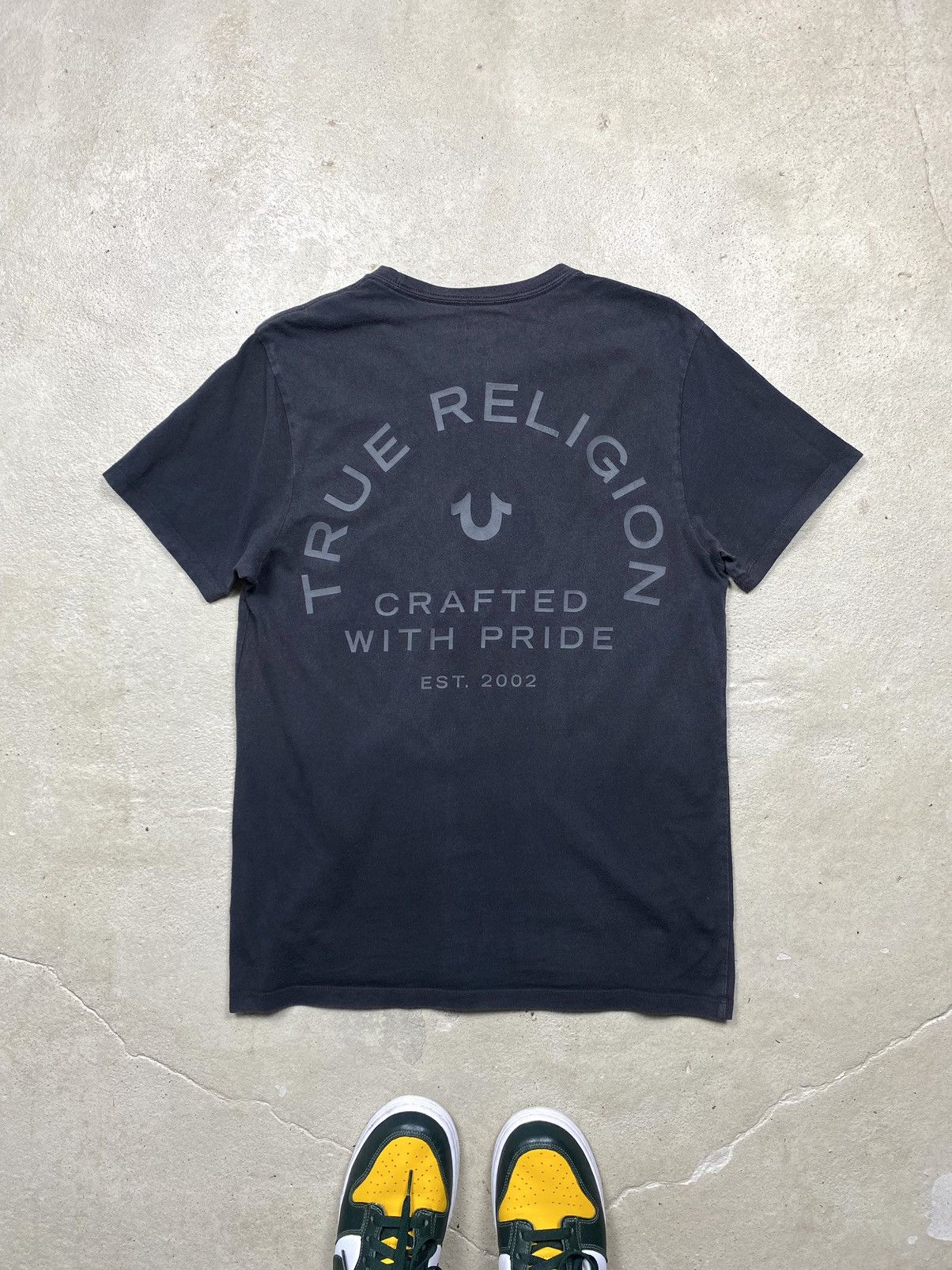Japanese Brand Vintage True Religion Faded T Shirt Hype Y2K Size US S / EU 44-46 / 1 - 1 Thumbnail