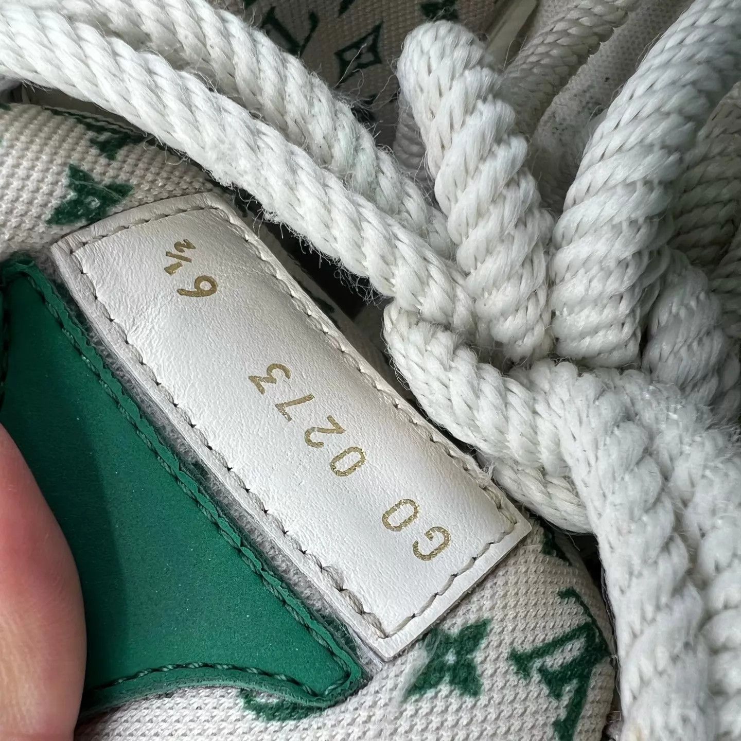 Louis Vuitton LV Skate White Green 6.5/40.5 Near New Minor Toe Repair Size US 7.5 / EU 40-41 - 5 Thumbnail