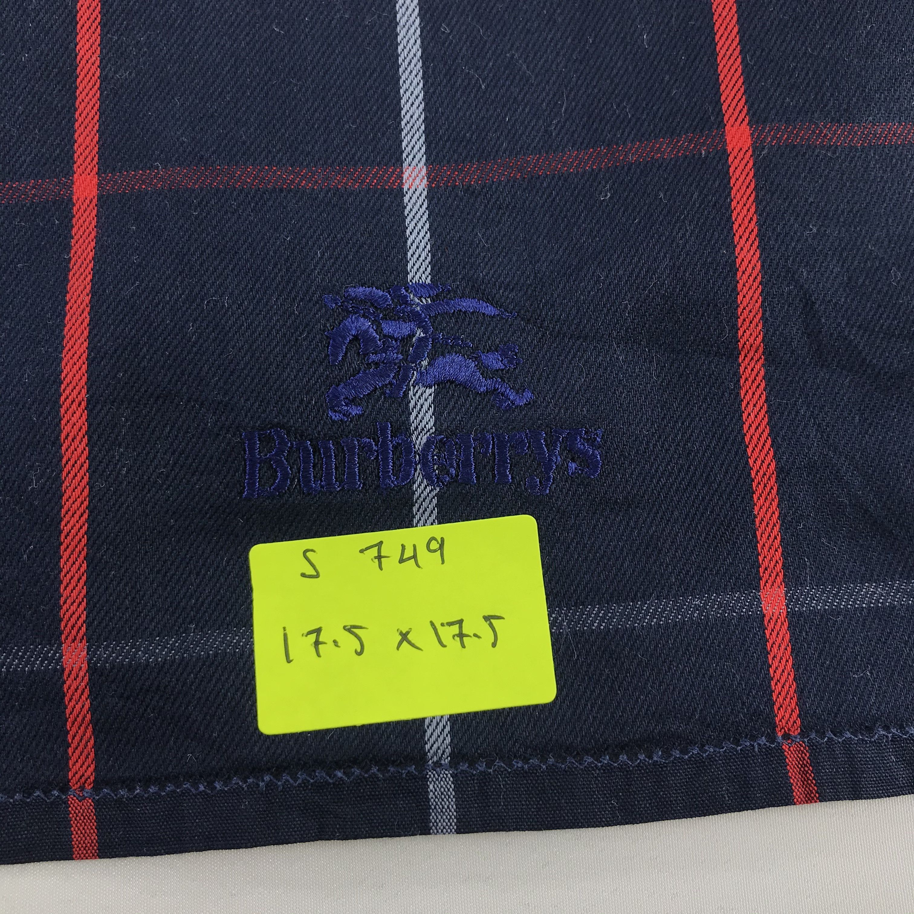 Burberry × Vintage Burberry Bandana / Handkerchief / Neckerchief - S749 Size ONE SIZE - 5 Thumbnail