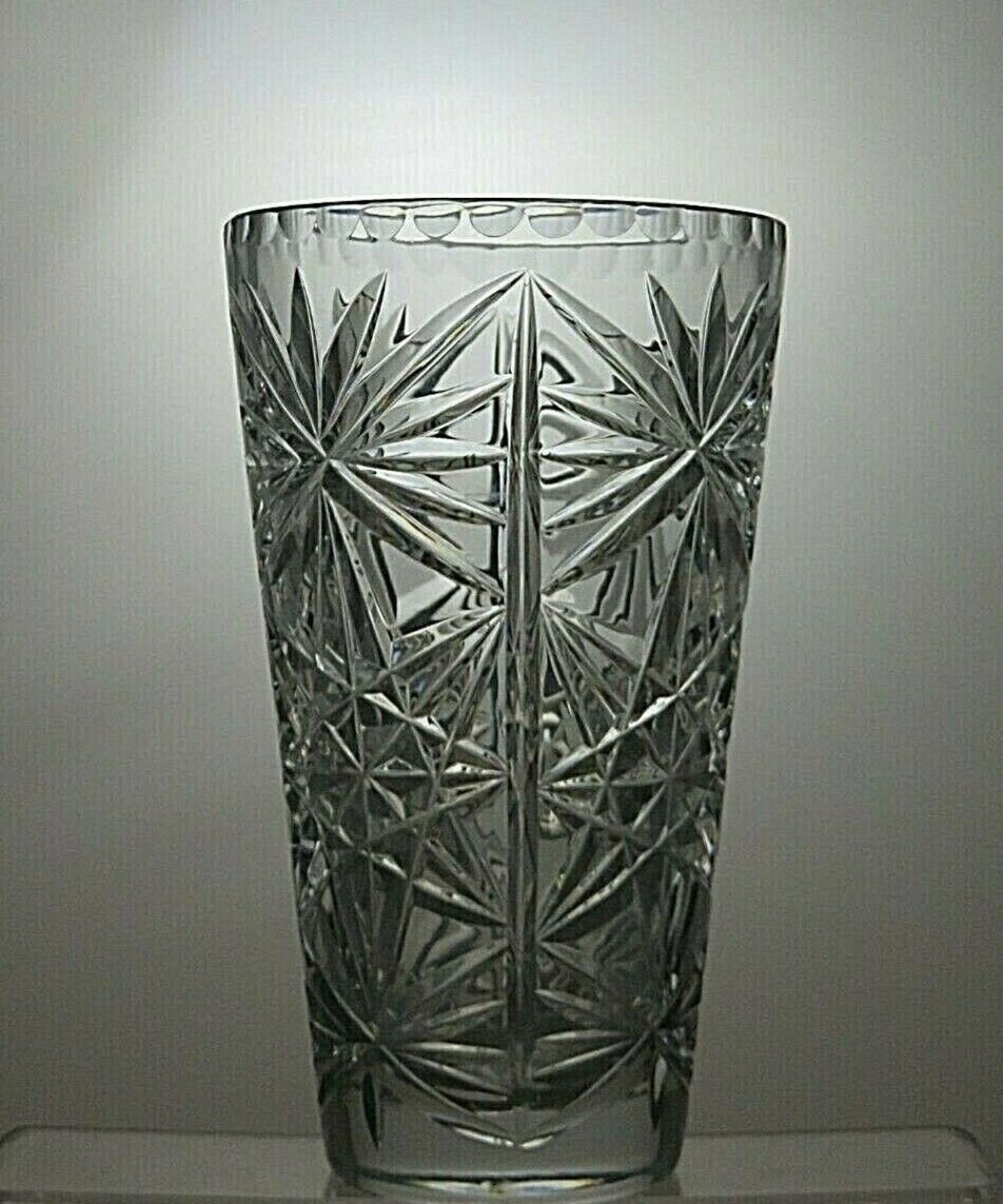 The Unbranded Brand Lovely Lead Cut Glass Crystal Vase 8" Size ONE SIZE - 4 Thumbnail