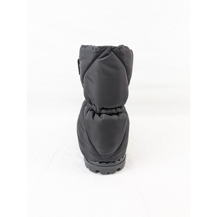 Prada o1rshd1 Puffer Boots in Black Size US 10 / EU 43 - 11 Thumbnail
