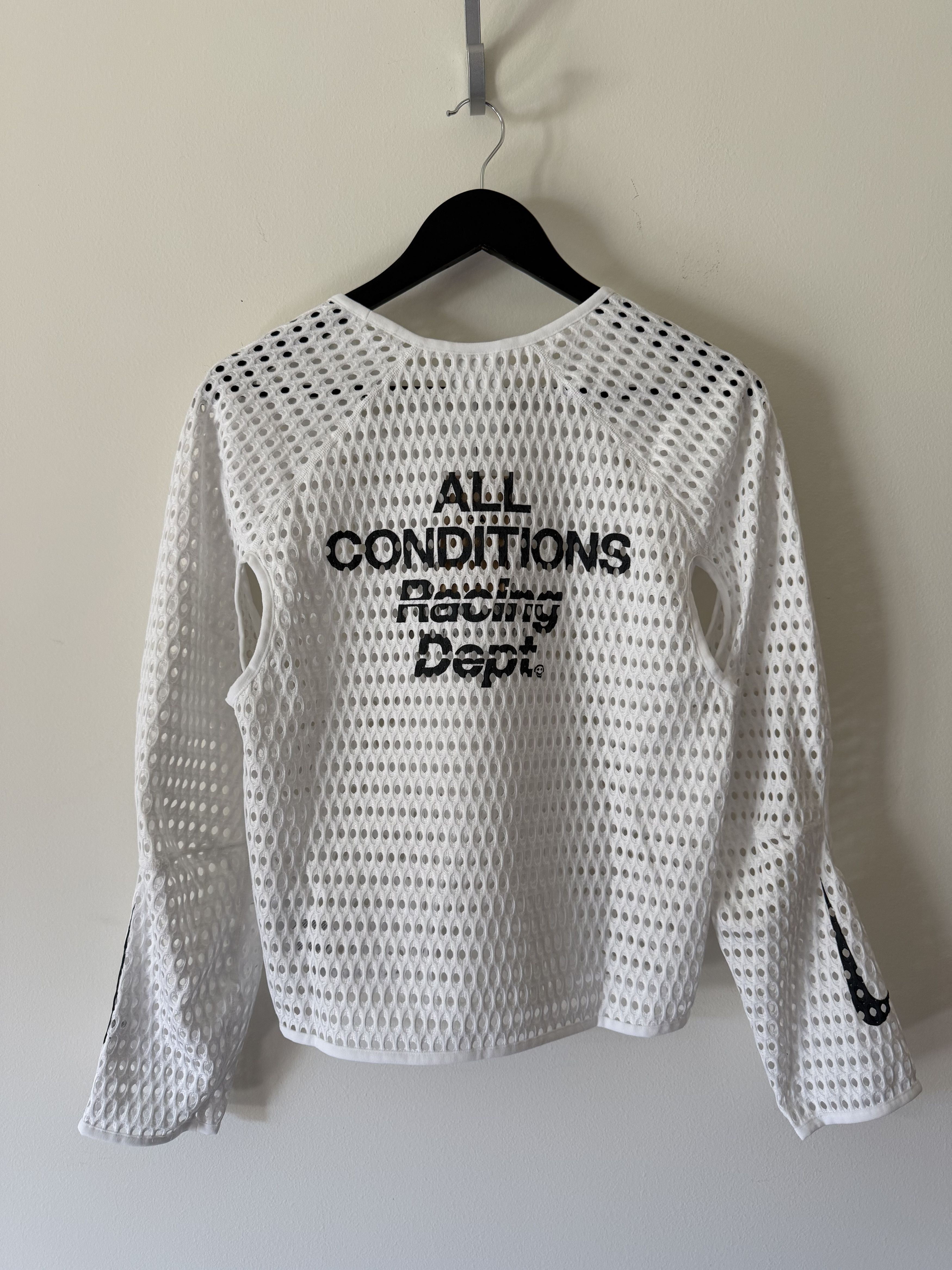 Nike ACG Nike ACG Radical Airflow NXT Dri-Fit Long Sleeve in White Size US L / EU 52-54 / 3 - 4 Thumbnail