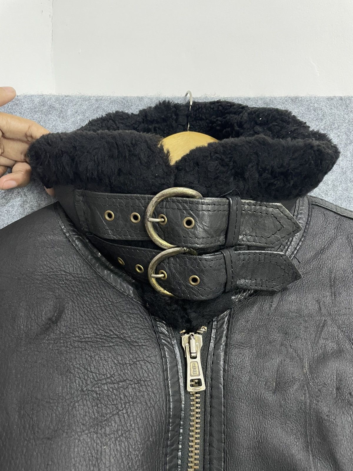 Leather US SHEEPSKIN B-3 Leather Jacket Size US L / EU 52-54 / 3 - 2 Thumbnail
